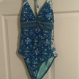 Bathing suit .. one peice ... Sassy classy New with tags!